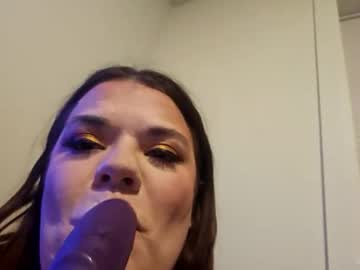 curvyandthic