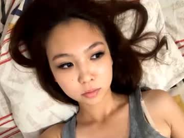 hillarynapenas